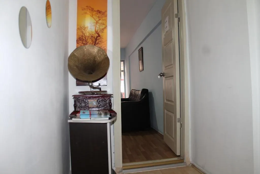 Roncalli Suites Istanbul Apartment
